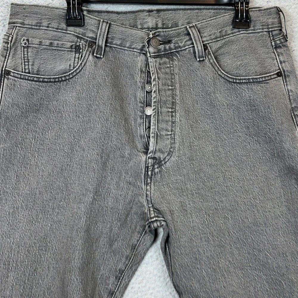 Levis 501 Jeans Men 34X29 Grey Straight Leg Button Fly Stretch 5 Pockets Red Tab